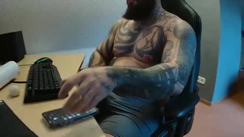 19andre90 online show from 4, 12, 2025