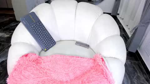 Hello soy bonnie  online show from 28, 2, 2025