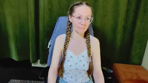    online show from 25, 2, 2026