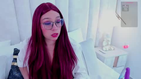 bella   online show from 7, 2, 2025