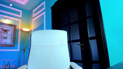 Moona  online show from 12, 2, 2025