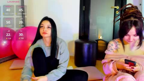 Moona  online show from 1, 3, 2026