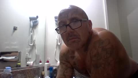 TheShyOne18 online show from 4, 8, 2026