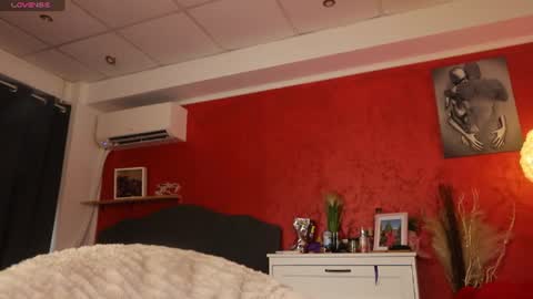 Snapshot of 1rosell chatting on 23, 6, 2026 GLORYA online show from 23, 6, 2026