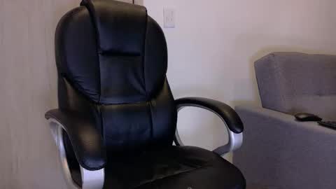 Snapshot of 1tommy9 chatting on 18, 3, 2026 Tommy online show from 18, 3, 2026