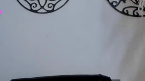 1wayra online show from 28, 2, 2025