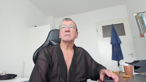Henk online show from 6, 2, 2025
