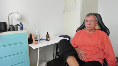 Henk online show from 9, 10, 2025