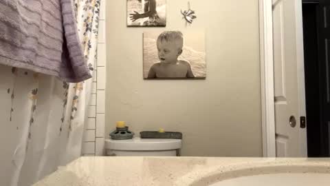 Snapshot of 22bigelo2316 chatting on 24, 2, 2025 22bigelo2316 online show from 24, 2, 2025