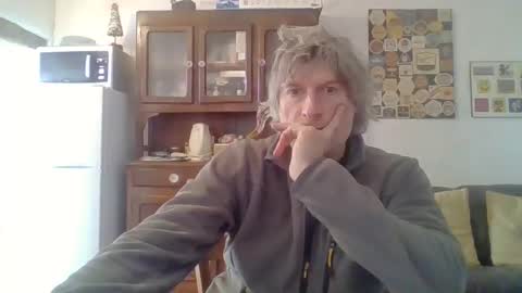 22esserre online show from 29, 1, 2025