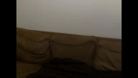 Snapshot of 2small4you83 chatting on 2, 12, 2025 2small4you83 online show from 2, 12, 2025