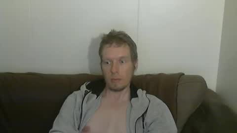 2small4you83 online show from 5, 5, 2026