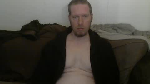2small4you83 online show from 26, 5, 2026