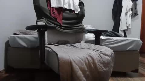 Snapshot of 3034940 chatting on 24, 9, 2025 Ask me online show from 24, 9, 2025