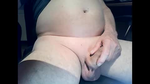 Snapshot of 35cam chatting on 9, 1, 2025 35cam online show from 9, 1, 2025