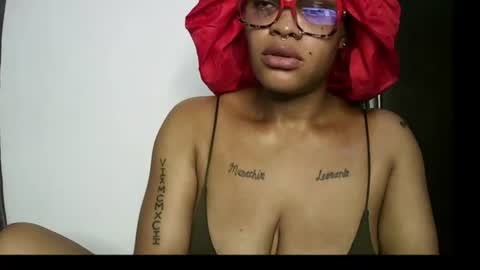 Snapshot of 420ebony_goddess chatting on 20, 7, 2026 goddess zuri online show from 20, 7, 2026