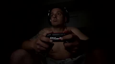 Snapshot of 431mcnasty204 chatting on 27, 10, 2025 431mcnasty204 online show from 27, 10, 2025