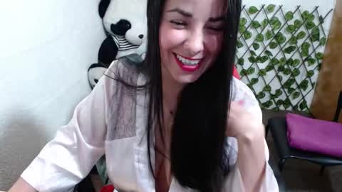 69 tania santos online show from 12, 3, 2025