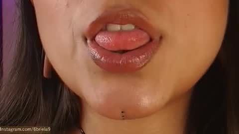 B R I E L A  online show from 27, 2, 2026