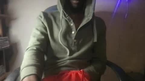 Snapshot of 6foot3and8inches chatting on 25, 12, 2024 dark stormy online show from 25, 12, 2024