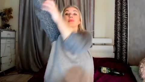 Snapshot of 6noangel66 chatting on 12, 1, 2025 SABOTAGE online show from 12, 1, 2025