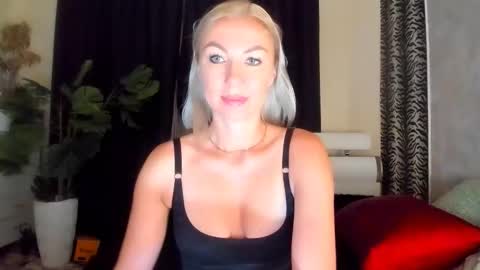 Snapshot of 6noangel66 chatting on 10, 9, 2025 SABOTAGE online show from 10, 9, 2025