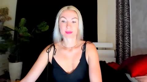 Snapshot of 6noangel66 chatting on 16, 9, 2025 SABOTAGE online show from 16, 9, 2025