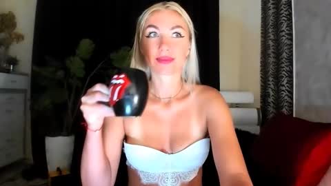 Snapshot of 6noangel66 chatting on 26, 9, 2025 SABOTAGE online show from 26, 9, 2025