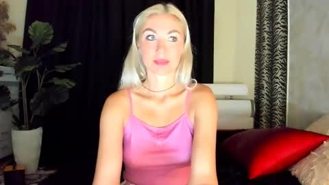 Snapshot of 6noangel66 chatting on 30, 9, 2025 SABOTAGE online show from 30, 9, 2025