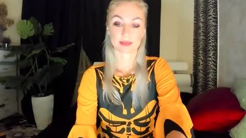 Snapshot of 6noangel66 chatting on 10, 10, 2025 SABOTAGE online show from 10, 10, 2025