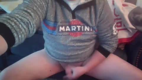 Snapshot of 72funguy71 chatting on 22, 12, 2024 72funguy71 online show from 22, 12, 2024