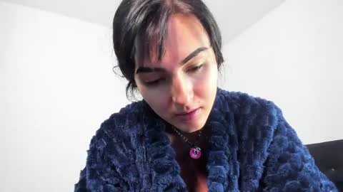Snapshot of 77neferkitty77 chatting on 7, 5, 2026 online show from 7, 5, 2026