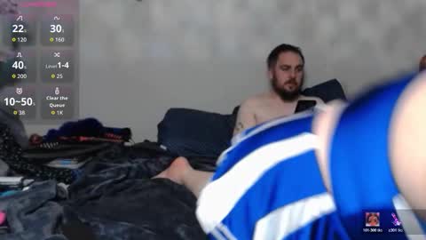 7inch hole punch online show from 3, 3, 2026