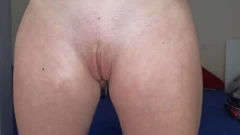 Mila online show from 9, 3, 2025