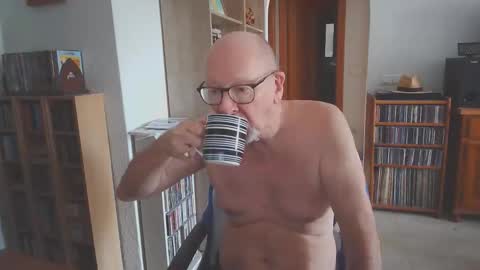  Papi  online show from 2, 11, 2025