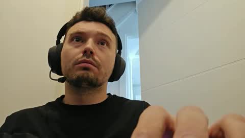 8inchdude93 online show from 10, 9, 2025