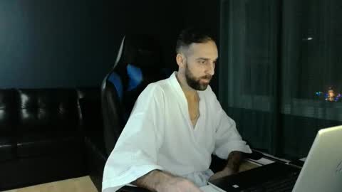 8james5 online show from 18, 12, 2024