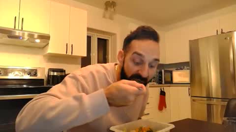 8james5 online show from 5, 11, 2025