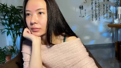 lily online show from 8, 4, 2026