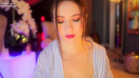 Sophia  online show from 5, 11, 2025