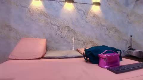  abby rouss online show from 29, 10, 2025