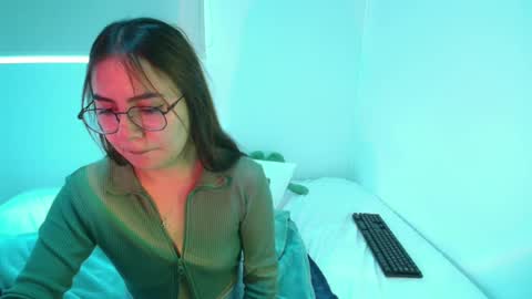 Snapshot of _abbyyyy_ chatting on 11, 9, 2025 abby 3 online show from 11, 9, 2025