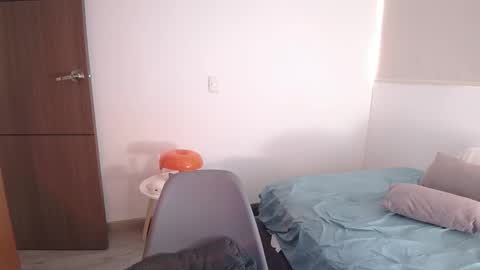 Snapshot of _abbyyyy_ chatting on 30, 10, 2025 abby 3 online show from 30, 10, 2025