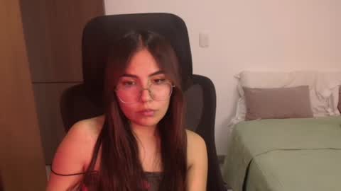 Snapshot of _abbyyyy_ chatting on 12, 6, 2026 abby 3 online show from 12, 6, 2026