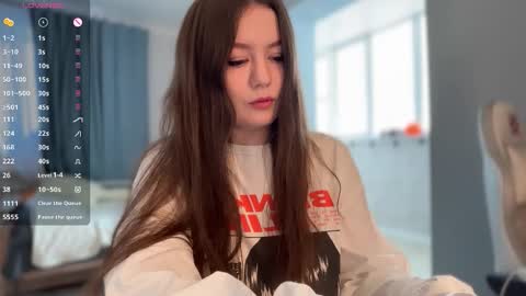 Emy online show from 16, 10, 2025