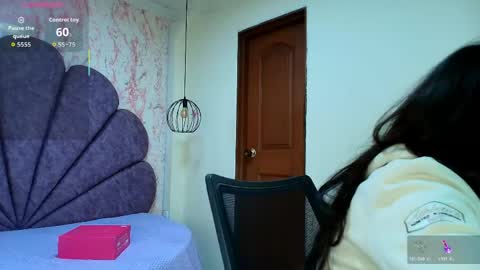 Snapshot of _alaia_collway_ chatting on 3, 6, 2026 Alaia online show from 3, 6, 2026