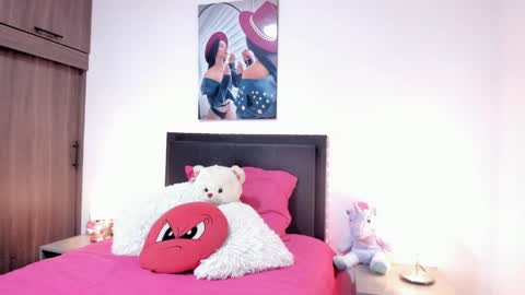 _alana_grey_ online show from 1, 5, 2026