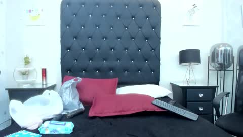 Snapshot of _alana_johnson chatting on 13, 12, 2025 _alana_johnson online show from 13, 12, 2025