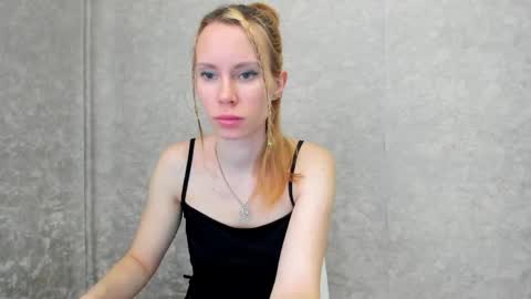 _alex1819 online show from 30, 4, 2026