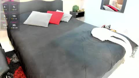    online show from 12, 7, 2026